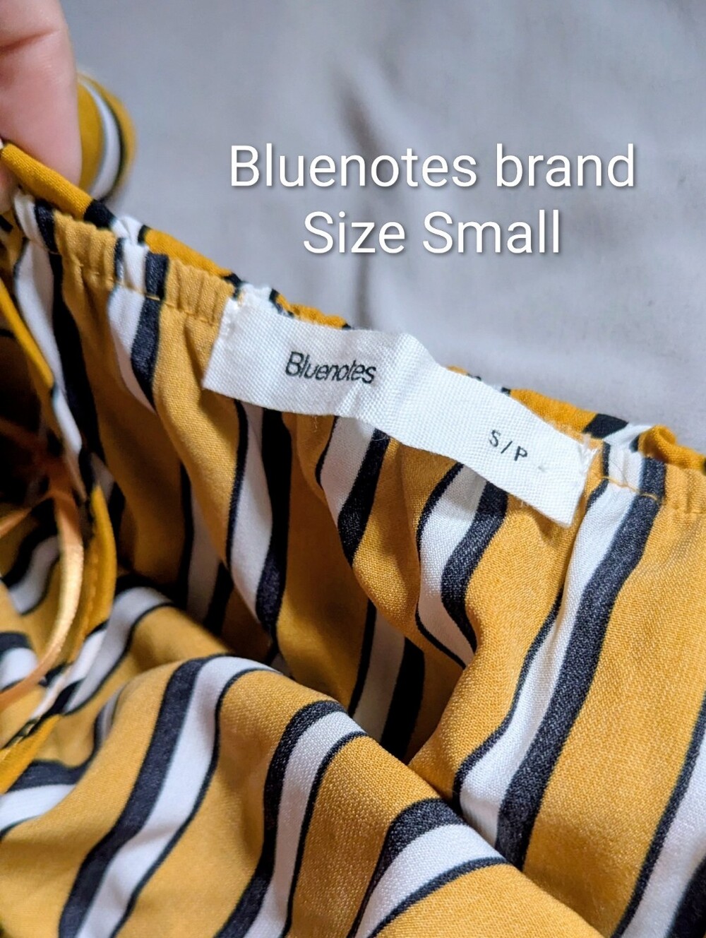 Size Small Bluenotes EUC Yellow White Striped Wide Leg Ruffle Jumpsuit Romper - Picture 2 of 14